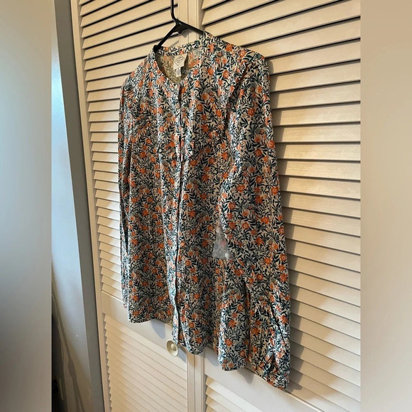 NWOT St. John’s Bay Floral Button Down Long Sleeve Ruffle Front Size Medium Top - Picture 3 of 11